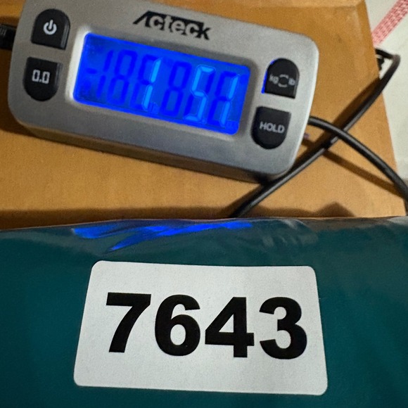 Wrangler Q Baby Womens Size 5 6 x 32 Bootcut Jeans Medium Wash Denim - Picture 8 of 8